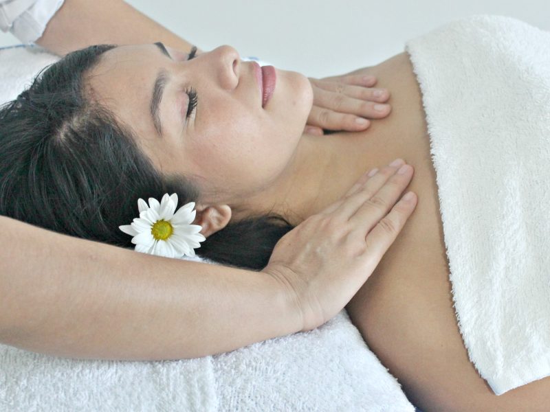 Masajes Terapéuticos​ - RELAJANTE